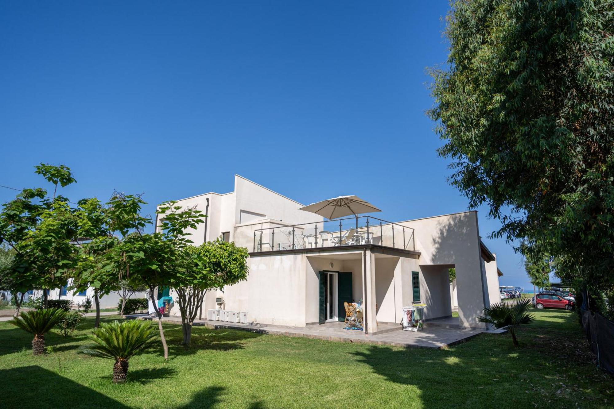 Villaggio Residence Emmesse Zambrone Buitenkant foto